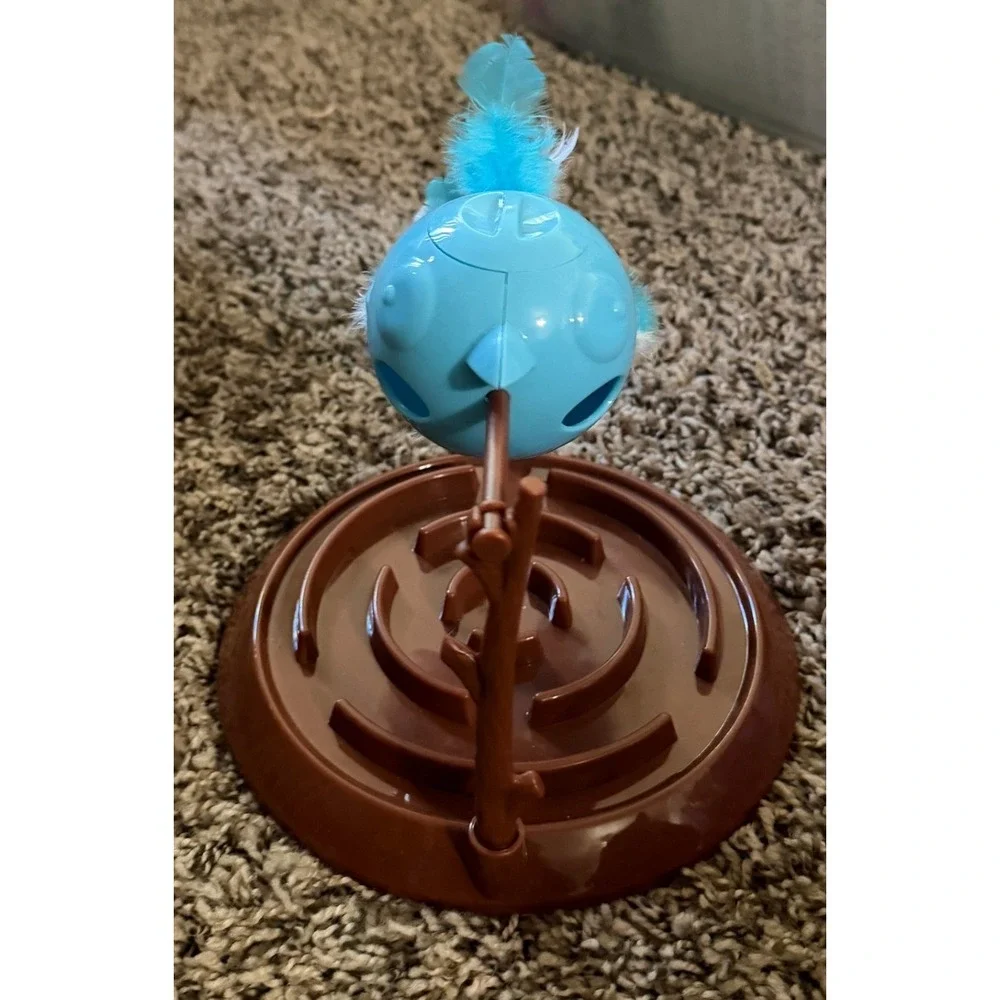 Doc & Phoebe-Twirly Bird Snacker Cat Toy